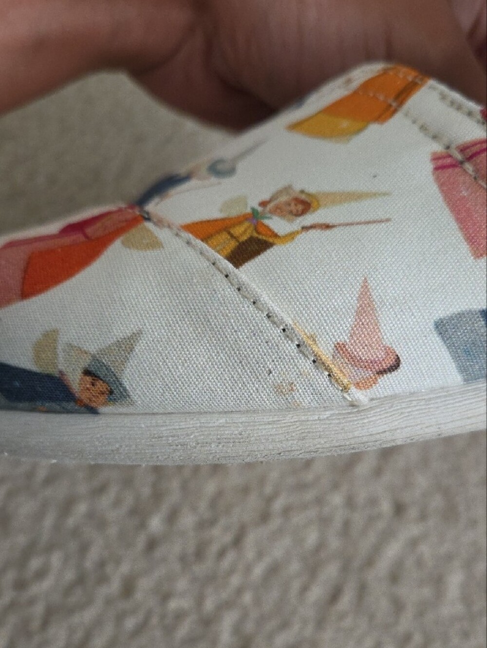 Disney Toms Women's Fairy Godmother Sleeping Beauty Slip-on Shoes Size 10 - Picture 5 of 8